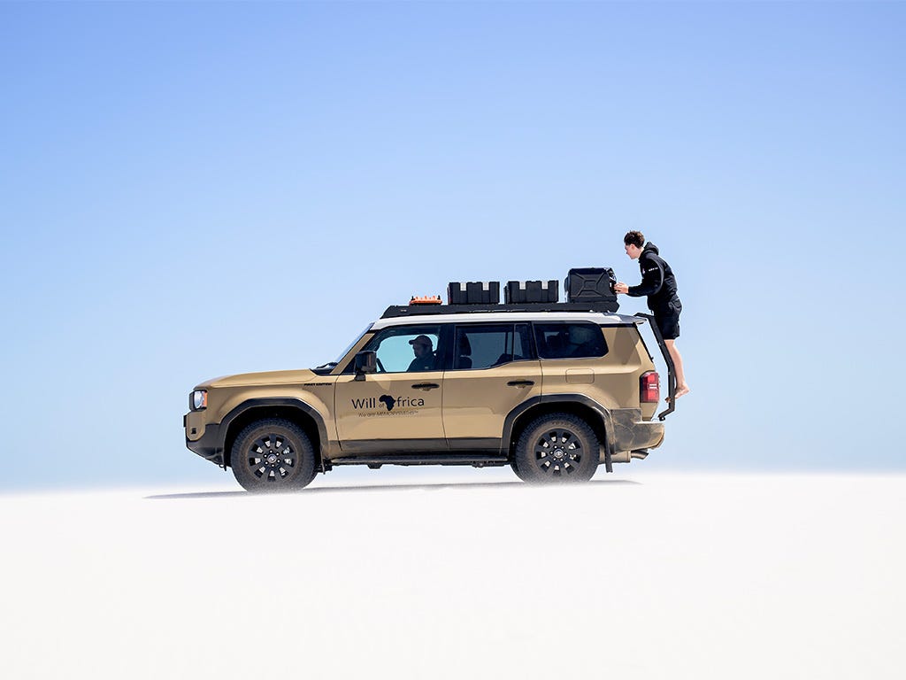 Toyota Land Cruiser Toyota Land Cruiser Prado 250 (2024-Current) Slimsport Roof Rack Kit / Lightbar Ready